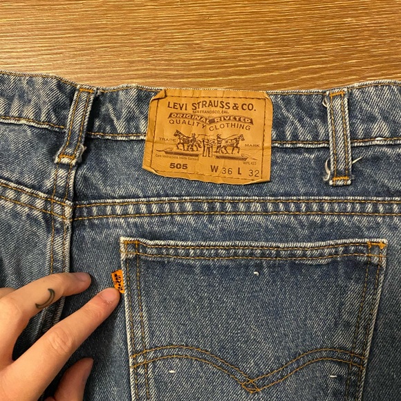 Vintage 90’s Levi 505 Orange Tab Relaxed Fit Jeans - Picture 6 of 7